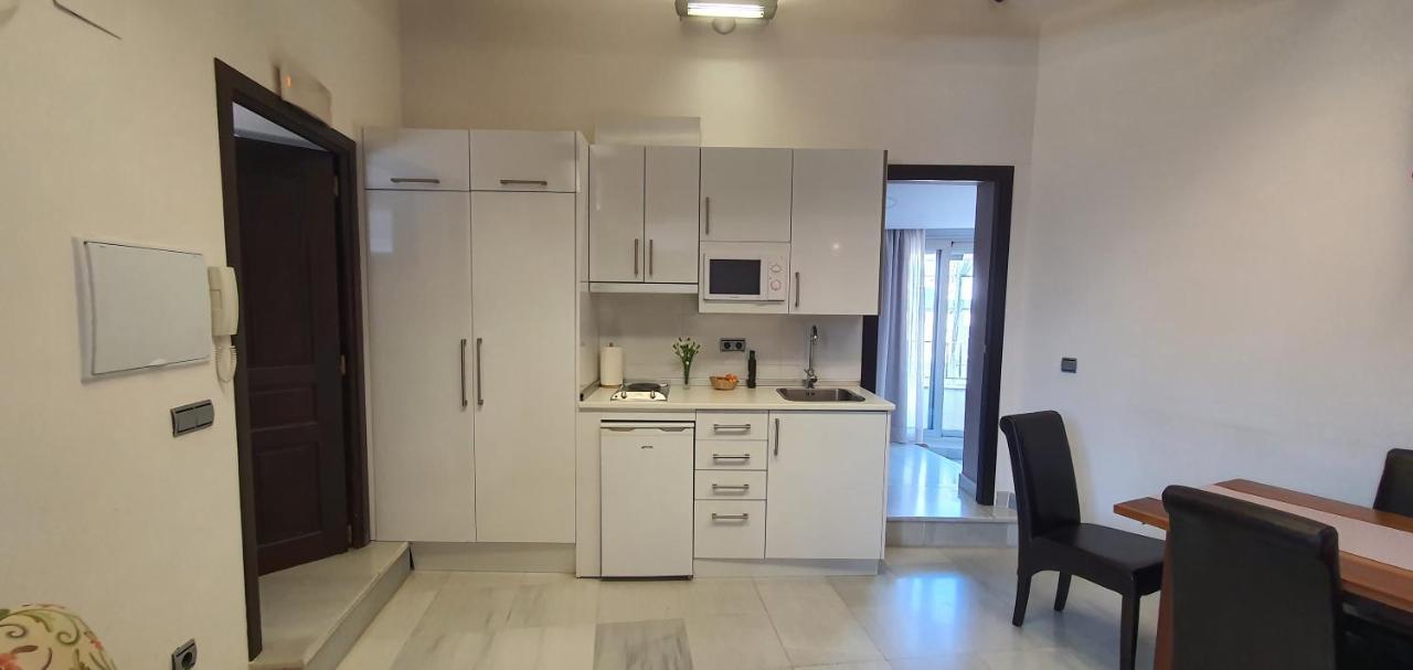 Apartamentos Torre De La Mezquita 코르도바 외부 사진