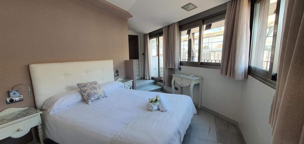 Apartamentos Torre De La Mezquita 코르도바 외부 사진