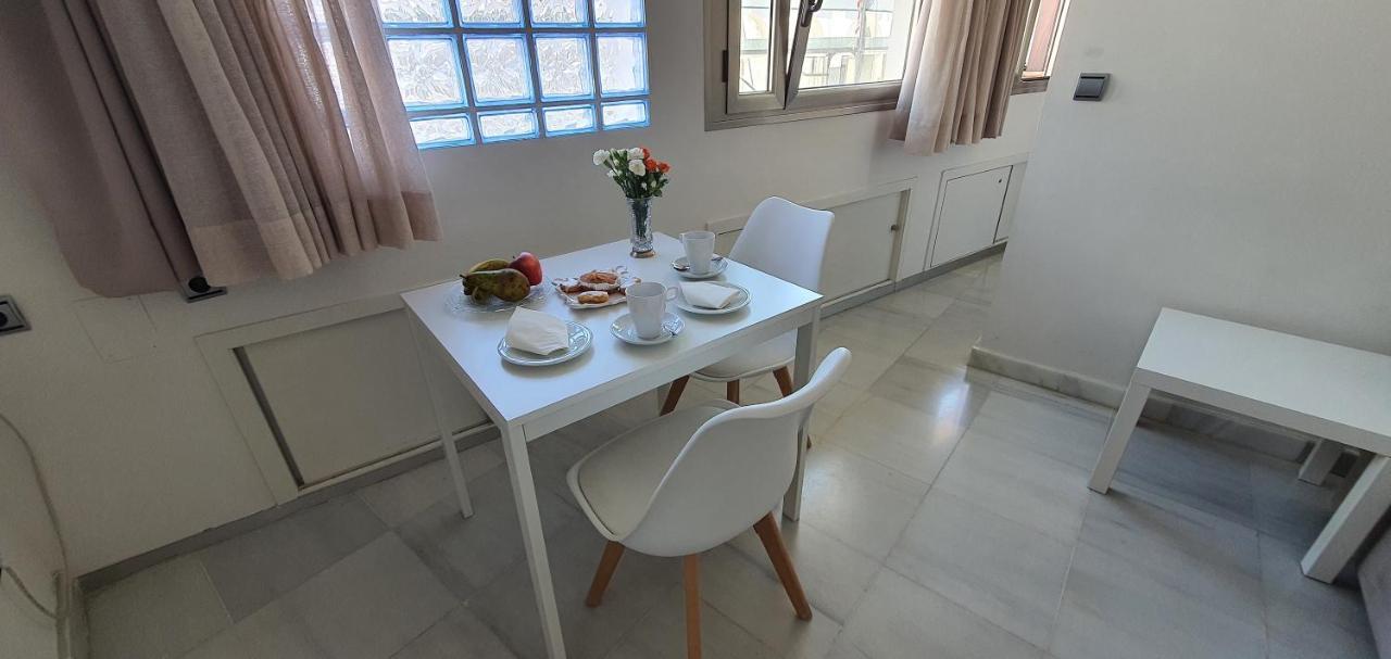 Apartamentos Torre De La Mezquita 코르도바 외부 사진
